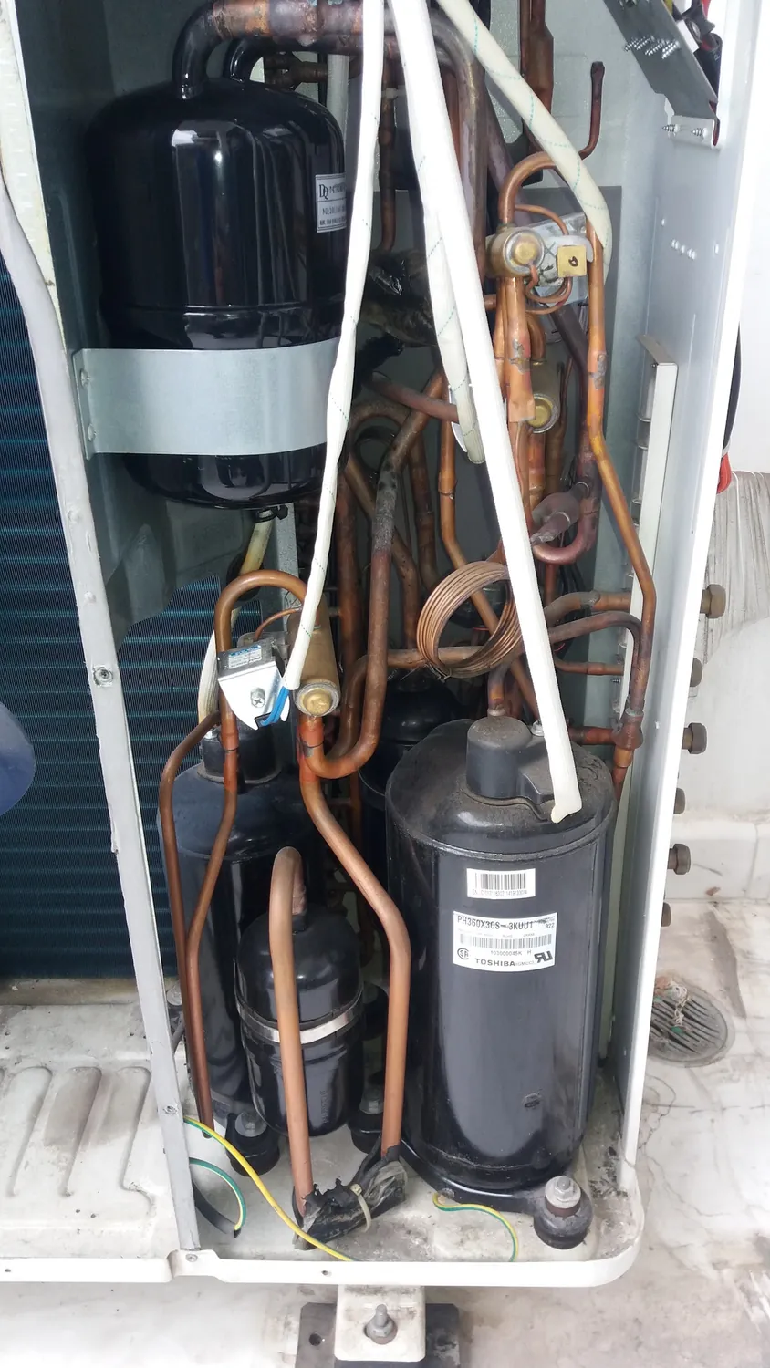 Unidade condensadora aberta para diagnóstico de compressor